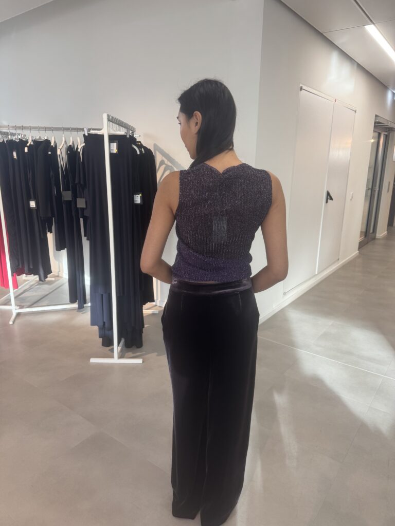 Momoni Blioa Knit