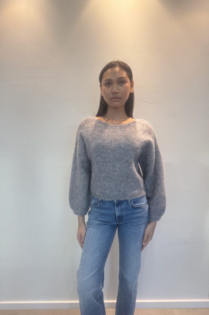 Archer Cashmere Wyatt Chunky Sweater heather grey