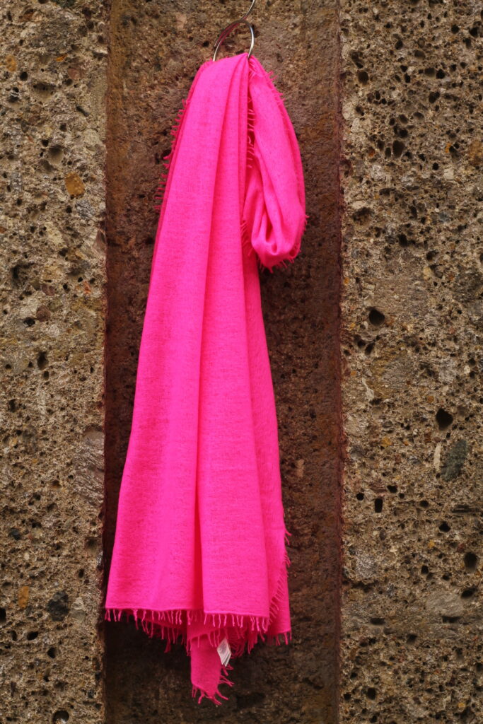 4120 neon pink