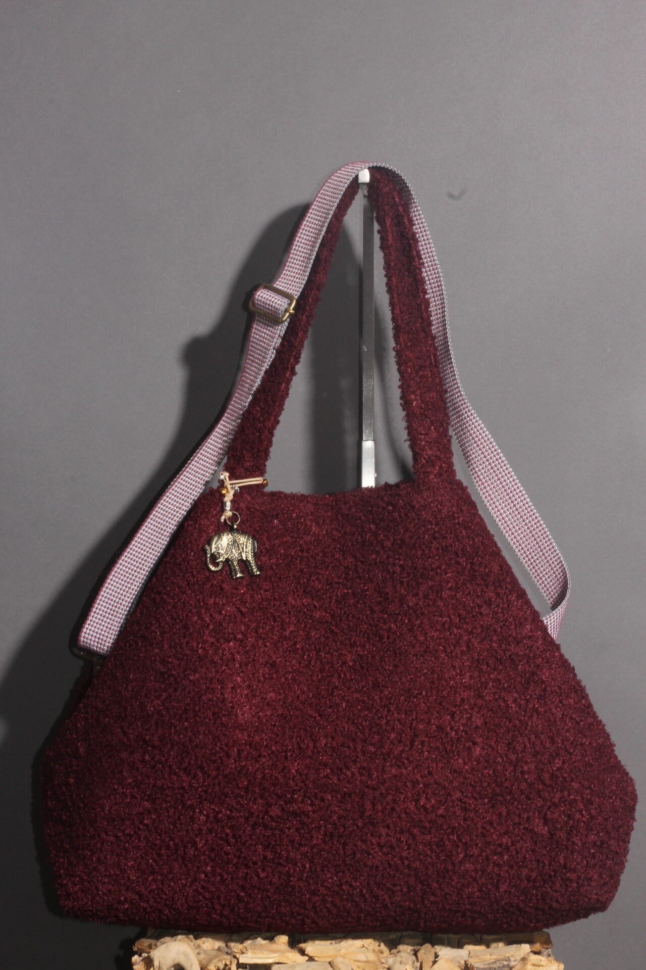 Anokhi Shopper 755