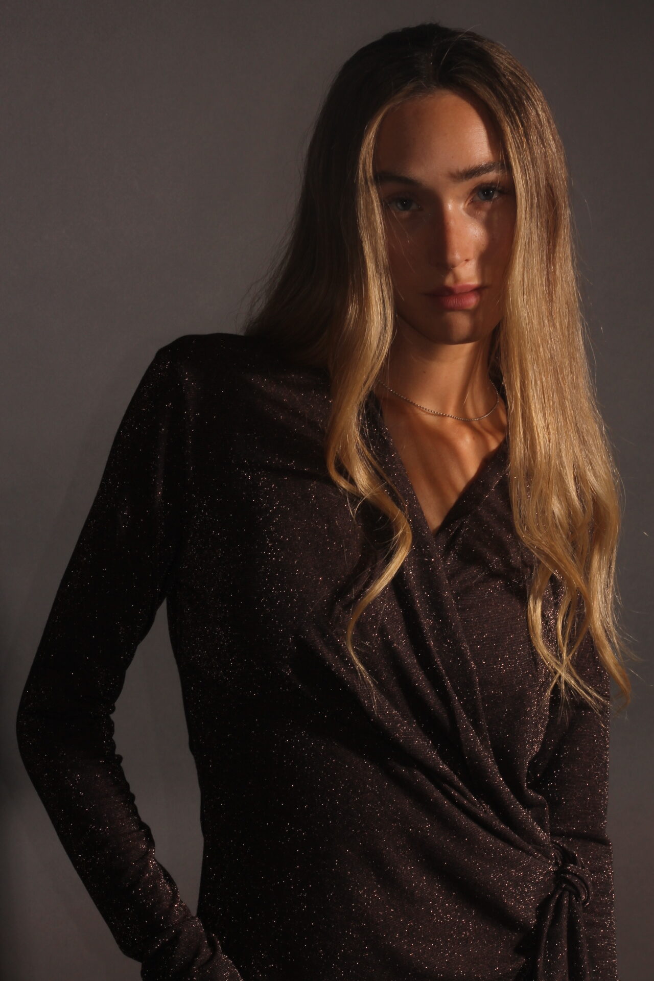 Momoni Skelda Kleid – Bild 4