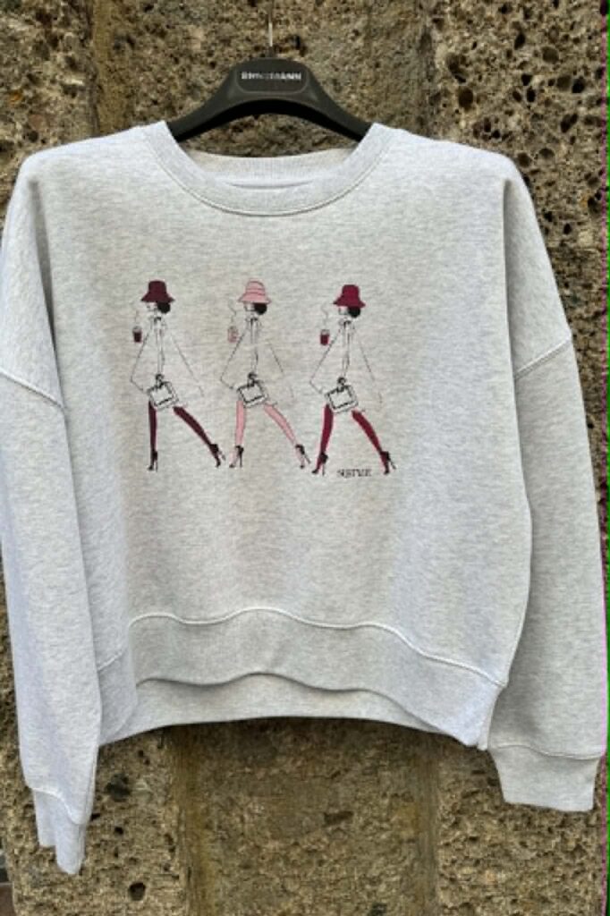 SuStyle Sweater Fashion Crowd